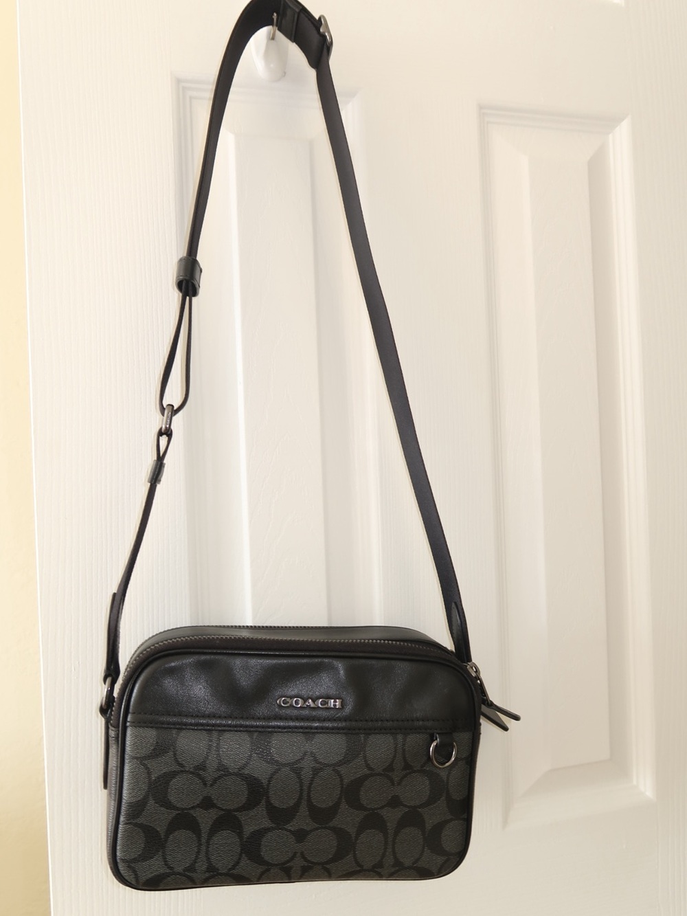 Coach Black Signature Messenger Crossbody